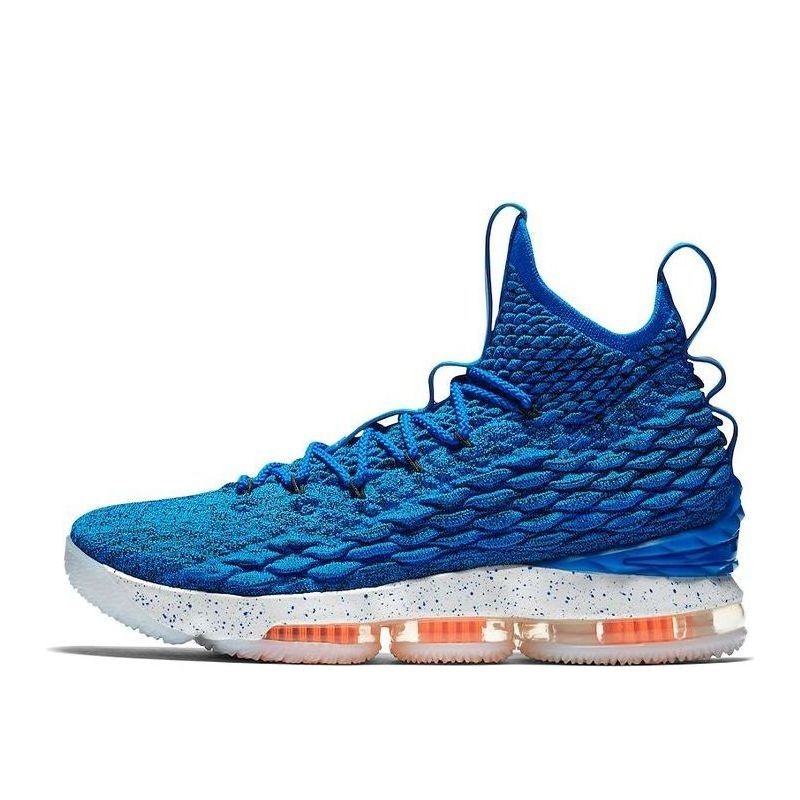 Nike LeBron 15 - Chaussure Hommage Légende Vivante